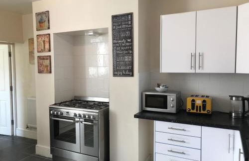 Welcoming Spacious 2-bedroom House in St Helens - Foto 10