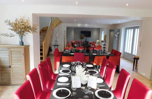 Le Verger Des Pierres Blanches,11 chambres,11 wc, 8 sdbs,pool chauffée 11 m 35p - Foto 26