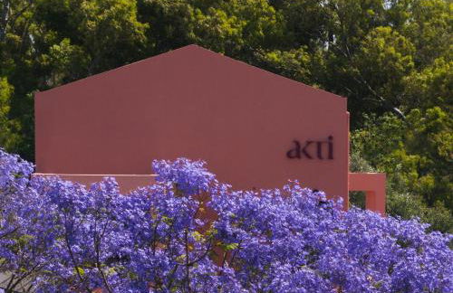 AKTI SEASIDE SUiTES - Photo 10