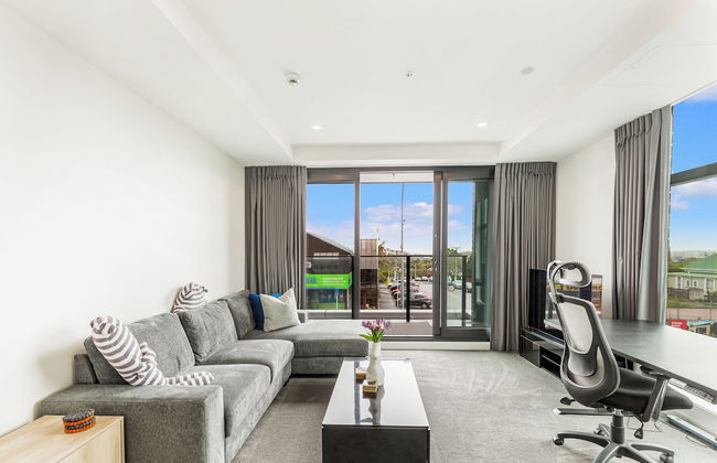 Relaxing Apt. Steps from Eden Park | Zodiak Stays - Foto 5