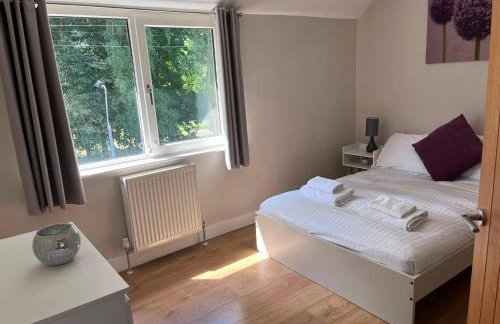 Flaxman Avenue - Lovely 4 bed home, 5 mins drive to York City Centre, Free superfast Wi-fi, Free on-street parking - Foto 15