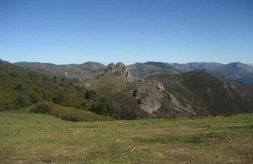 Apartamentos Valdecarzana Senda del Oso - Foto 15