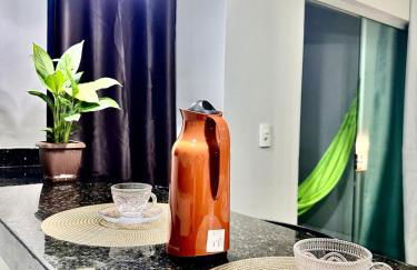 APË GOLD NO CENTRO DA CIDADE COM AR E CAMA KINg - Foto 8