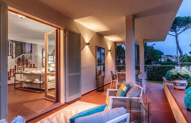 Regina Beach Villa by the Beach in Marina di Piet - Foto 76