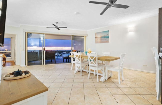 Harbour Haven Penthouse Marina View Balcony BBQ - Photo 36