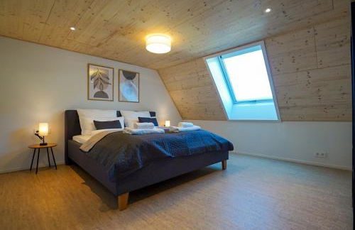 Cozer Living - stilvolles Maisonette Apartment in Meßstetten - Foto 7