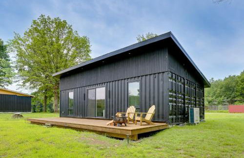 Lakefront Catskills Container Home Private Lake - Foto 2