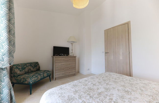 Attractive Holiday Home in Port Grimaud With Jetty - Photo 8