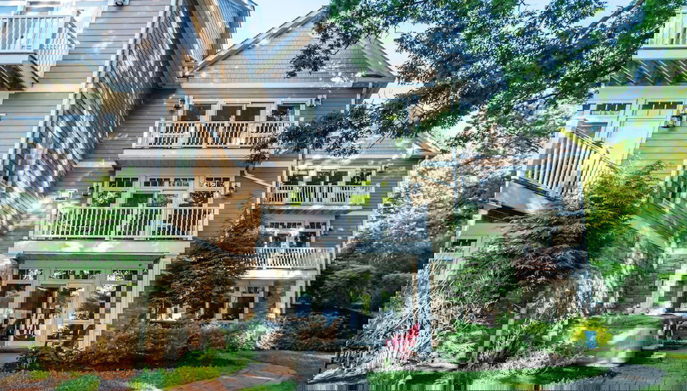 Up a Creek - Foto 1, Imagen principal