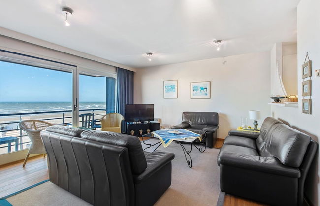 Royal 201 Seafront Apartment in a top Location - Foto 7