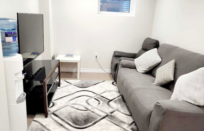 Stunning - Basement Apt in Barrie - Photo 11