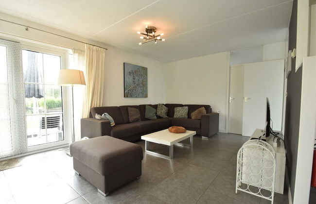 Wellness aan het Water in Earnewoude - Photo 15