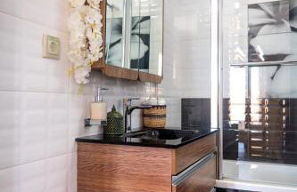 Triton Villa - Photo 35