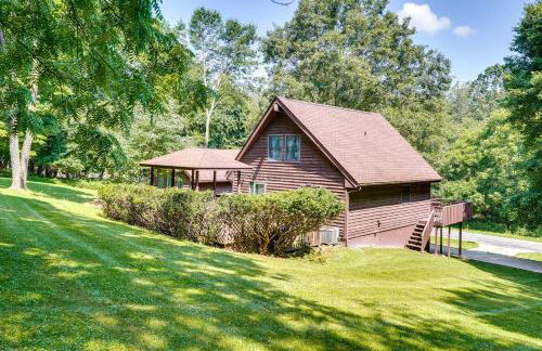 Cabin with Deck about 3 Mi to Apple Valley Lake! - Photo 29