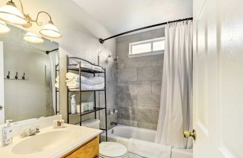 Pet-Friendly Moody Home with Fire Pit and Large Yard! - Foto 18