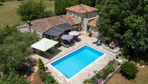 Villa Karim with private pool and BBQ - Foto 2