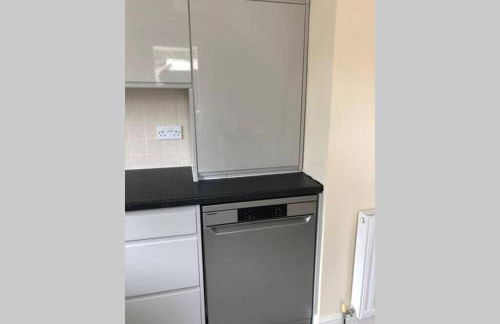 Charming just renovated 2 bed cottage in the centre of village - Foto 7