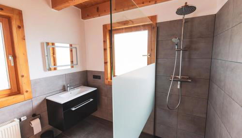 Gemütliches Holzhaus bis 12 Schlafplätze - Foto 4