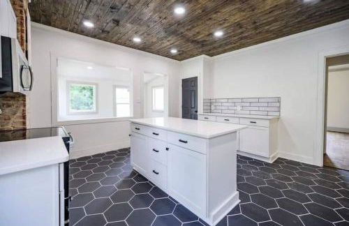 Charming Retreat 5 Min to Tims Ford Lake Sleeps 8 - Foto 18