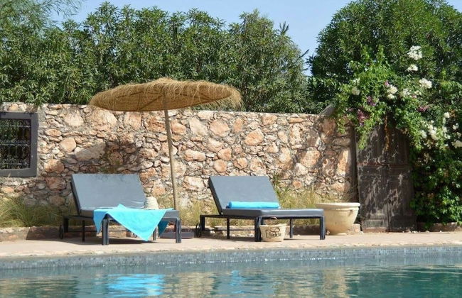 Koheilan Oriental Lodge Farm - Photo 9