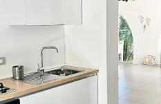 Luxury Ostuni Beachfront Villa with Pool & Private Parking - Foto 16