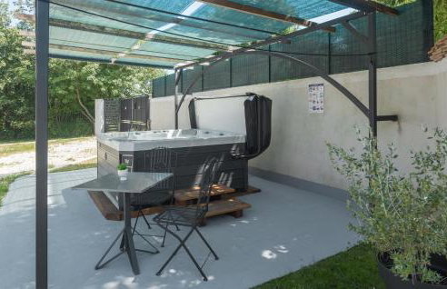 Beautiful Home In Krnicari With Wifi - Foto 9