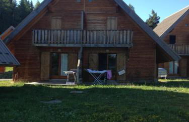 Petit Chalet 5 pers piscine sauna 2 chambres - Photo 16