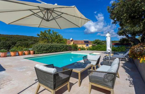 2 Bedroom Lovely Home In Punta Kriza - Foto 1