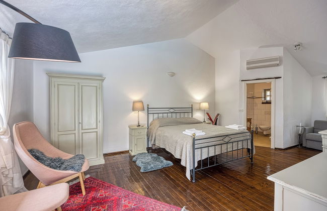 Villa Amyra With Pool - Foto 2