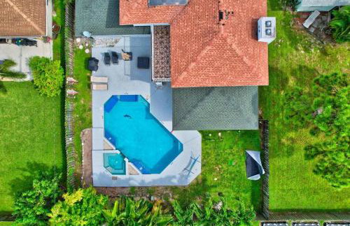 5 BR Mansion with Pool and non-heated Jacuzzi Games in Boynton Beach - Photo 70