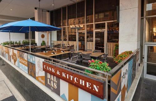 Luxury 17th Floor Downtown Dallas High-Rise with Free Parking, City Views, Pool & Gym - Foto 25