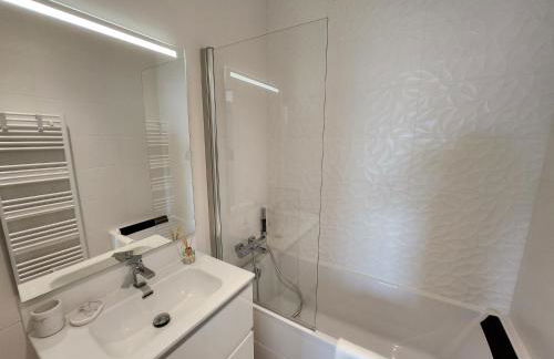 Le Davs - Splendide Appartement avec vue Panoramique - Salle de Sport et Parking Gratuit - Photo 14