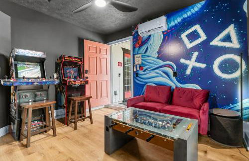 PCB Sleeps 22! 2 Homes, 2 Pools, 2 Mini Golf - Foto 9