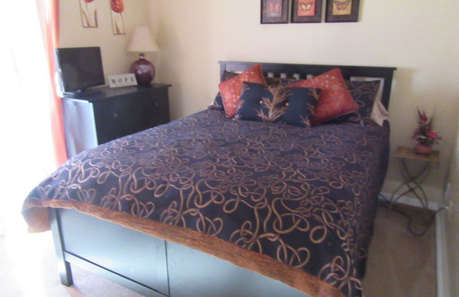 R1 Glenbrook 4 bed / 2 Bath - Photo 1