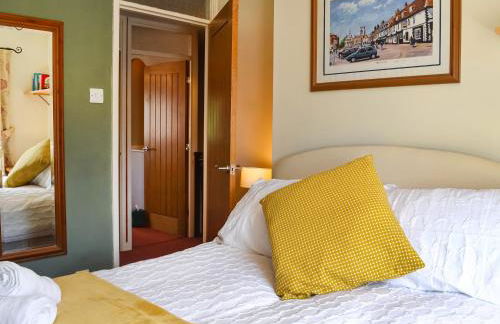 Rowan House - Photo 17