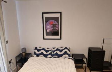A lovely bedroom in Woolwich - Foto 8