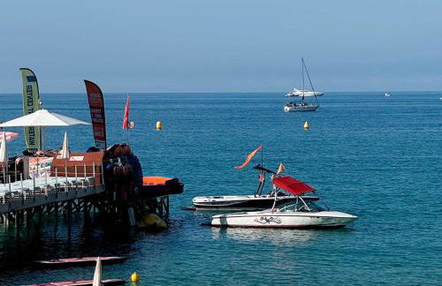 Luxury Family 2BR - Prime Location, Walk to Beach & Shopping, Sunny Balcony - By Totolulu Cannes Hoche - Foto 32