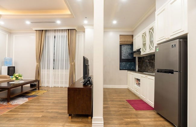 Victory Hotel & Apartment - Photo 12