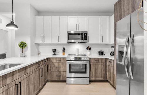 Peaceful 2BR by the Bay Pool and Coastal Vibes - Foto 16