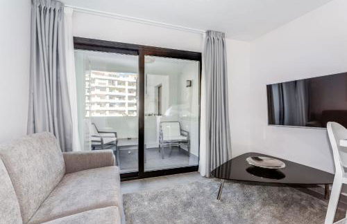 by RIVA - Outstanding, Contemporary Studio in Puerto Banus Gardens - Foto 7