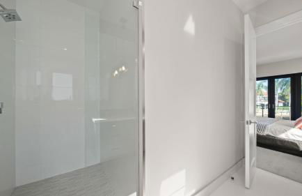 Waterfront Luxury Estate with Private Dock Lighthouse Point - Foto 32