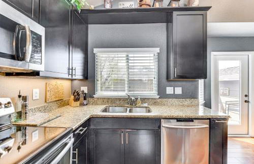 Modern Colorado Springs House Central Location! - Foto 9