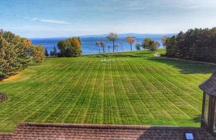 Hillside Estate - 14 Acre Waterfront Log home on Lake Champlain - Foto 35