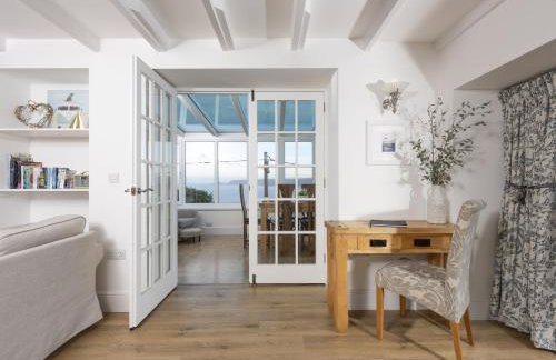 Little Adanac - Photo 9