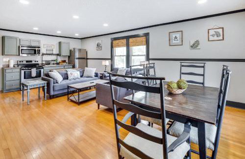 Bright Brevard Home Near Downtown and Trails - Foto 7