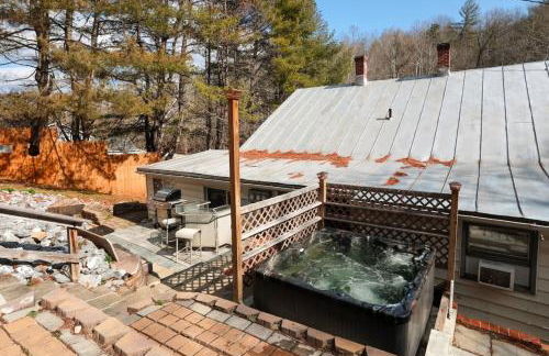 Pool-Table-Hot Tub-Fire Pit - Foto 1