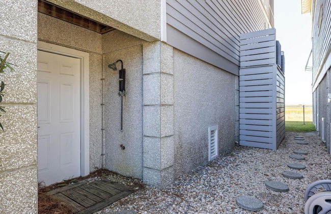 Charleston-style Row House Featured on Hgtv w/ Wifi & Creek Views - Photo 45