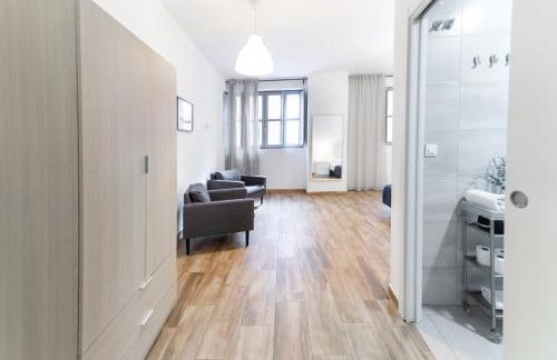 Down Town 13 Apartments - Photo 36