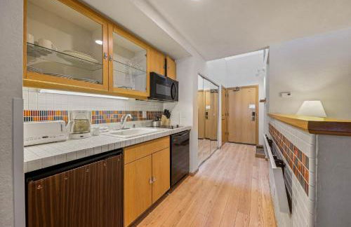 Palisades Tahoe Lodge Rentals Studio Loft #305 - Foto 5