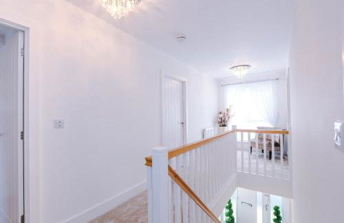 Hasting's House by YourStays - 3 Bedroom House in Stoke-on-Trent - Foto 50